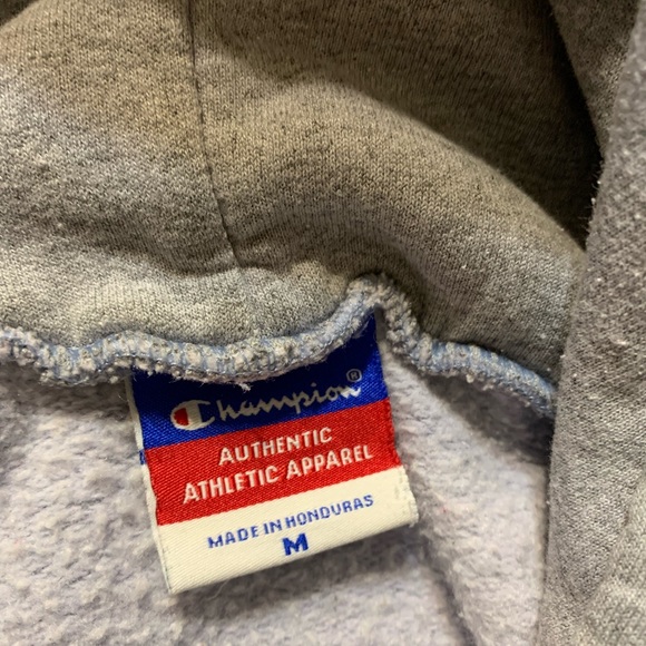 UNC hoodie in excellent shape by Champion - Picture 4 of 5